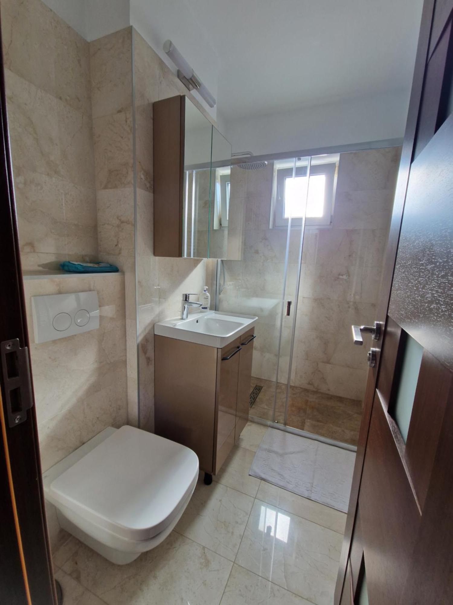 Râmnicu Vâlcea Downtown Apartment מראה חיצוני תמונה