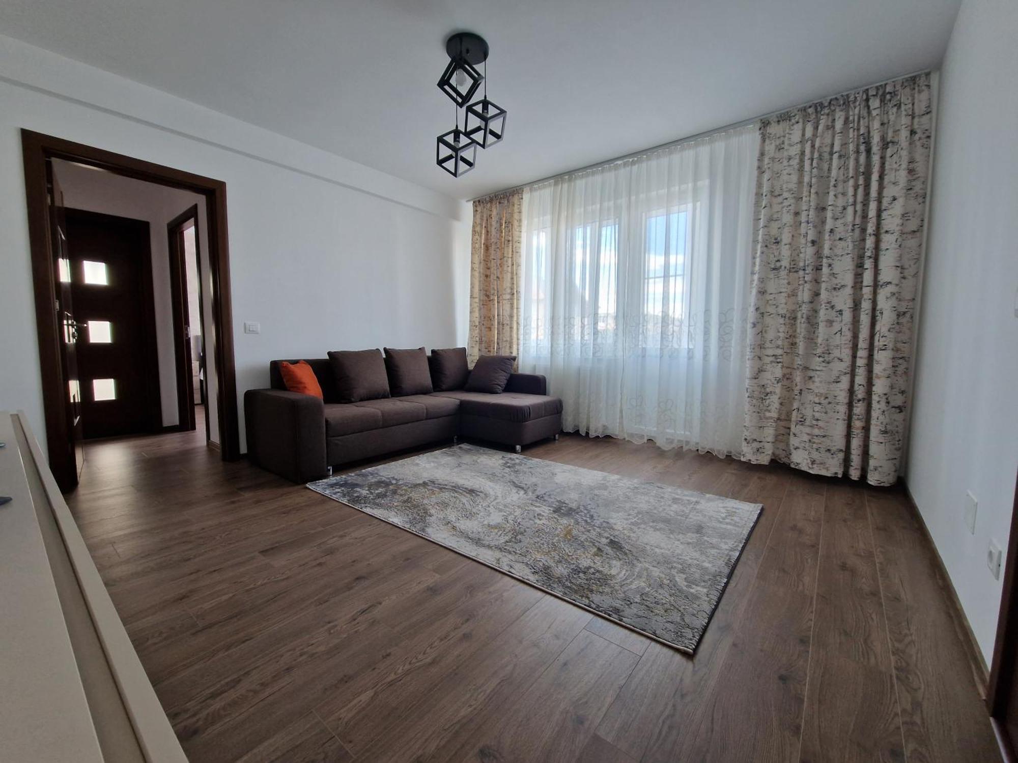 Râmnicu Vâlcea Downtown Apartment מראה חיצוני תמונה