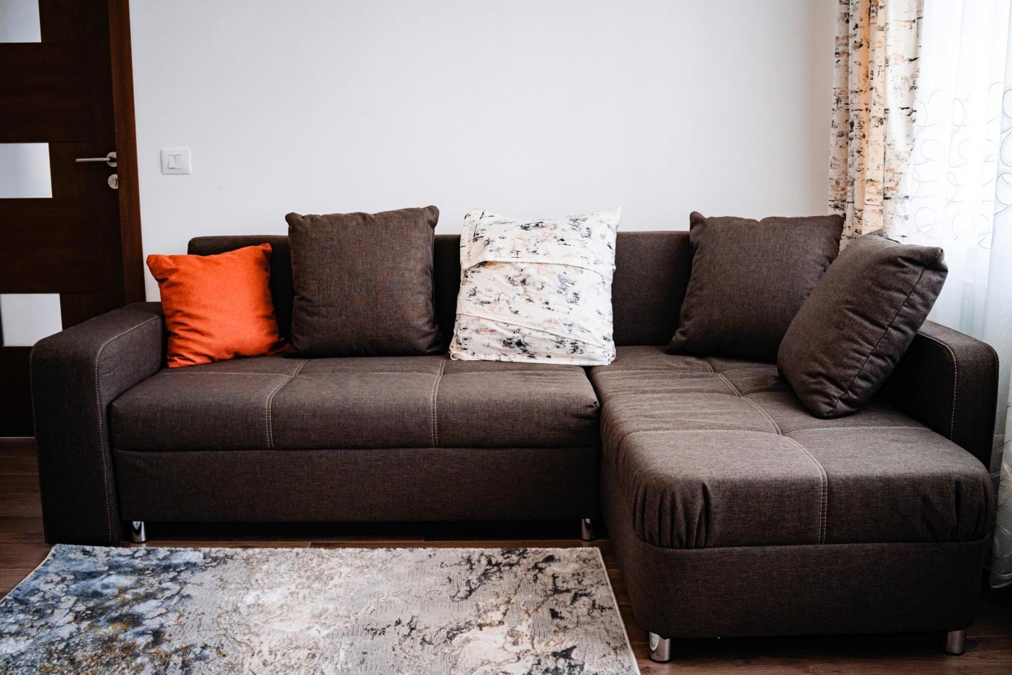 Râmnicu Vâlcea Downtown Apartment מראה חיצוני תמונה