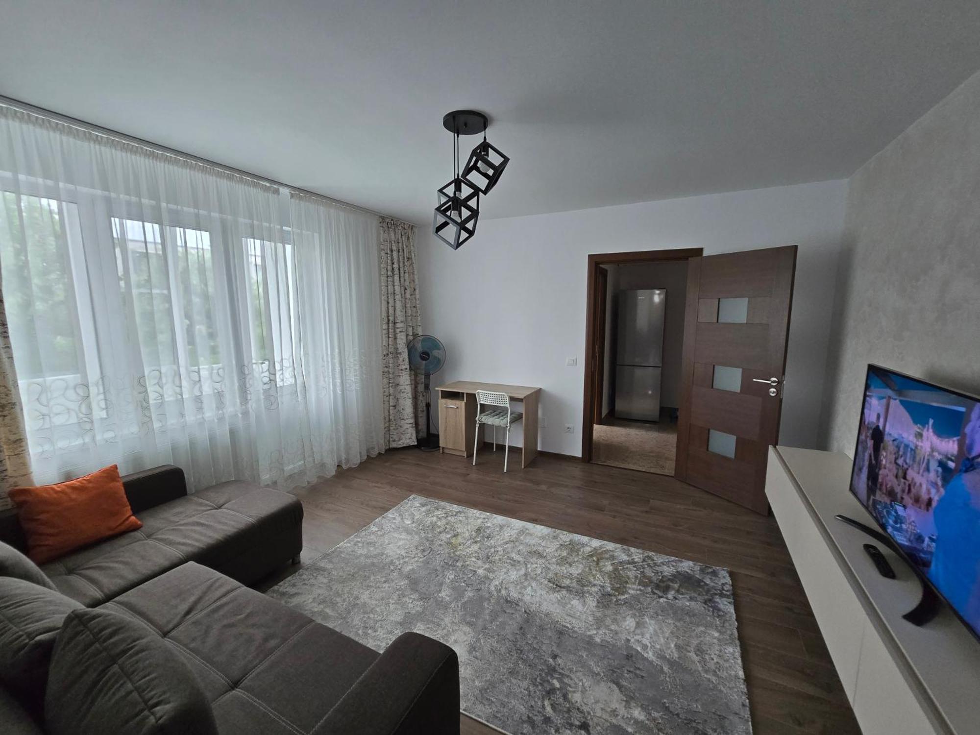 Râmnicu Vâlcea Downtown Apartment מראה חיצוני תמונה